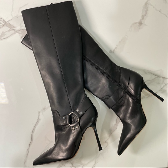 Manolo Blahnik Shoes - Manolo Blahnik heeled boots